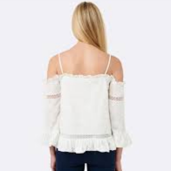 NWOT Lara embroidered flare sleeve top - Picture 3 of 9
